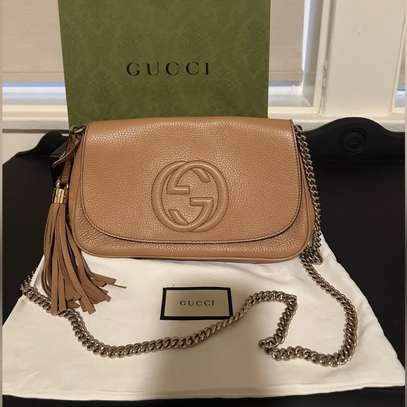 Gucci Handbags - Gucci crossbody bag